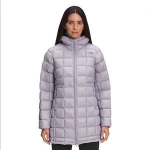 The North Face Women's Light Purple Quilted Puffer Coat